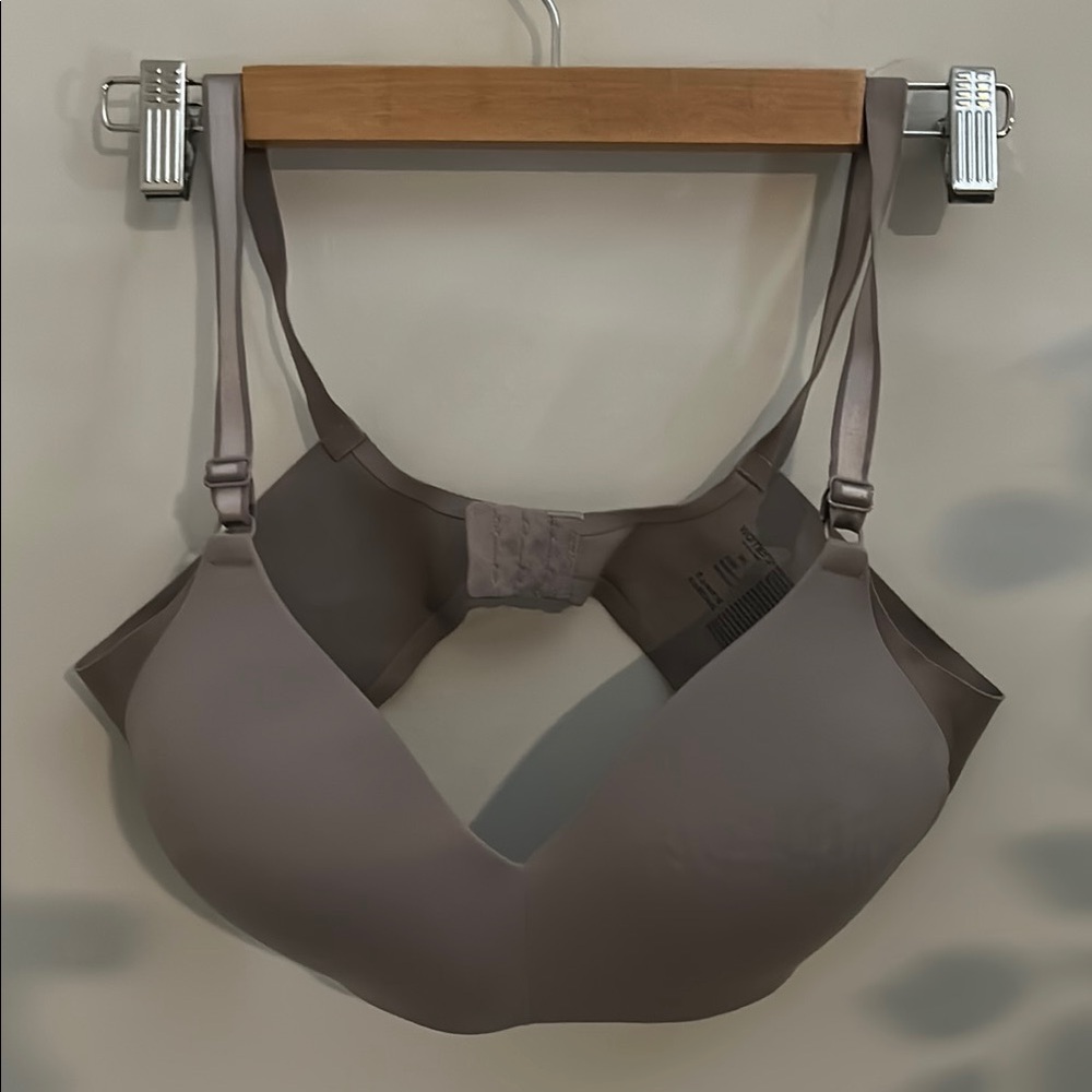 Seamless Grey Bra